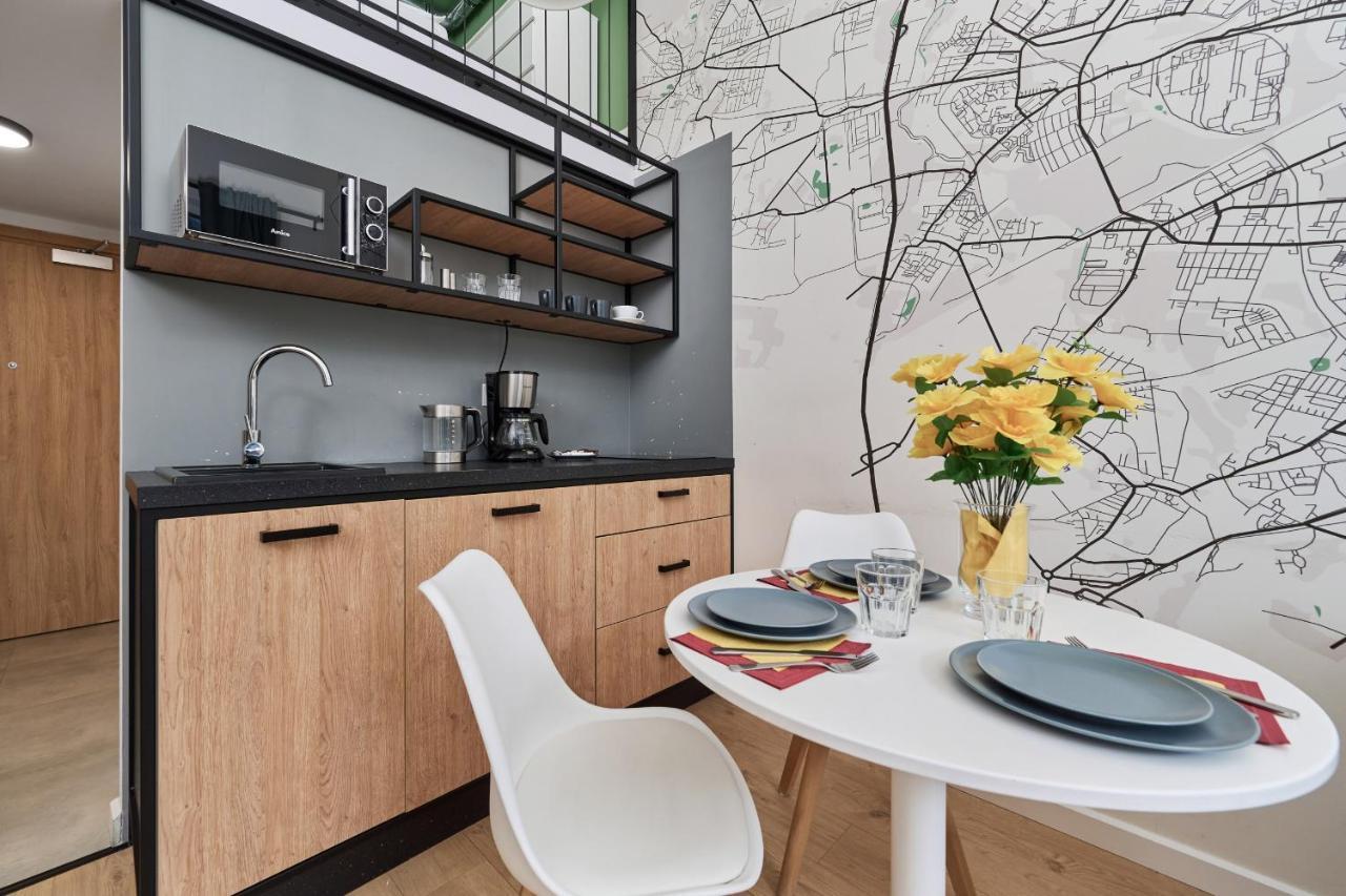Mezzanine Studio Apartments Zarembowicza Wroclaw Airport By Renters エクステリア 写真