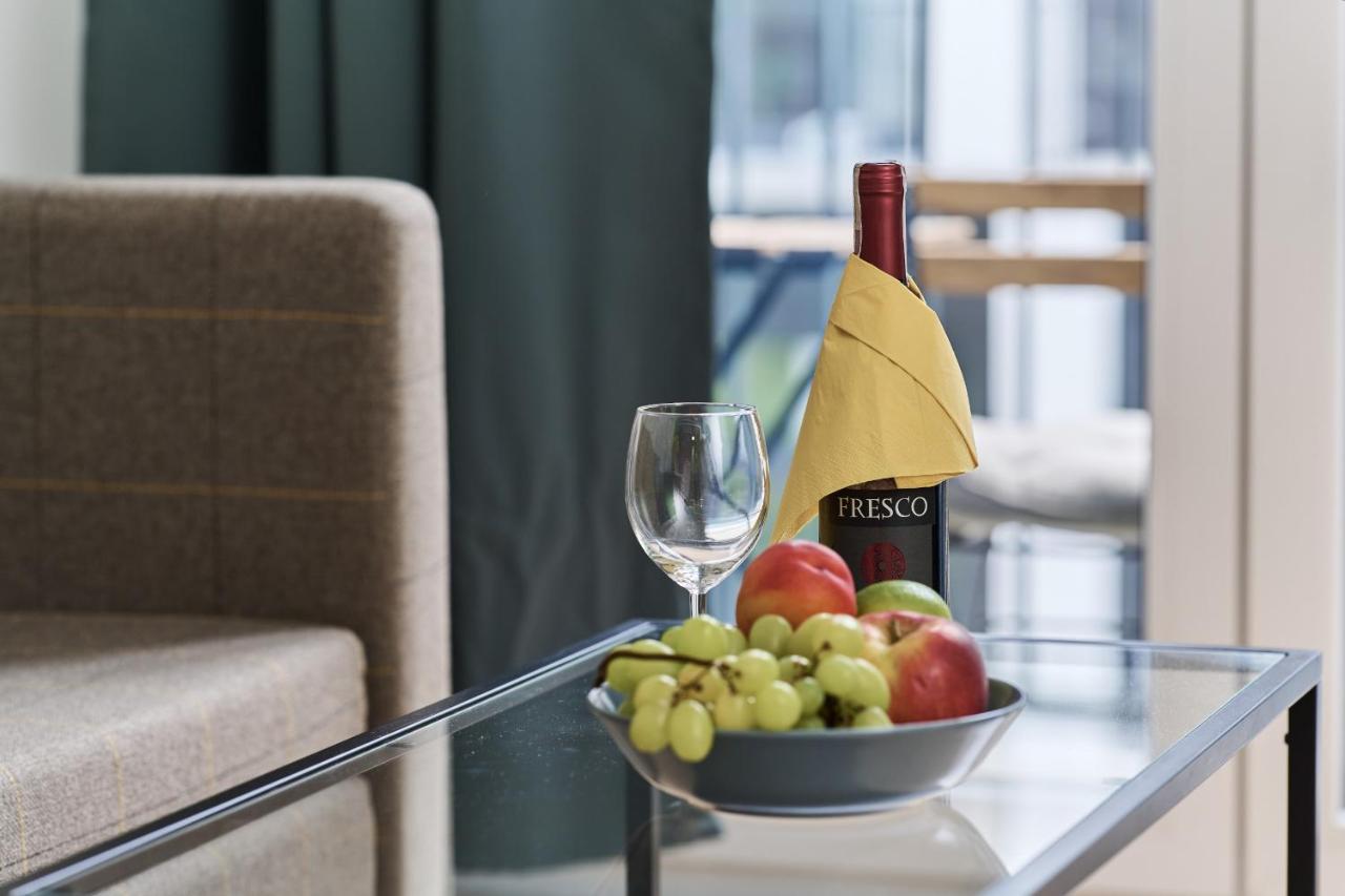 Mezzanine Studio Apartments Zarembowicza Wroclaw Airport By Renters エクステリア 写真