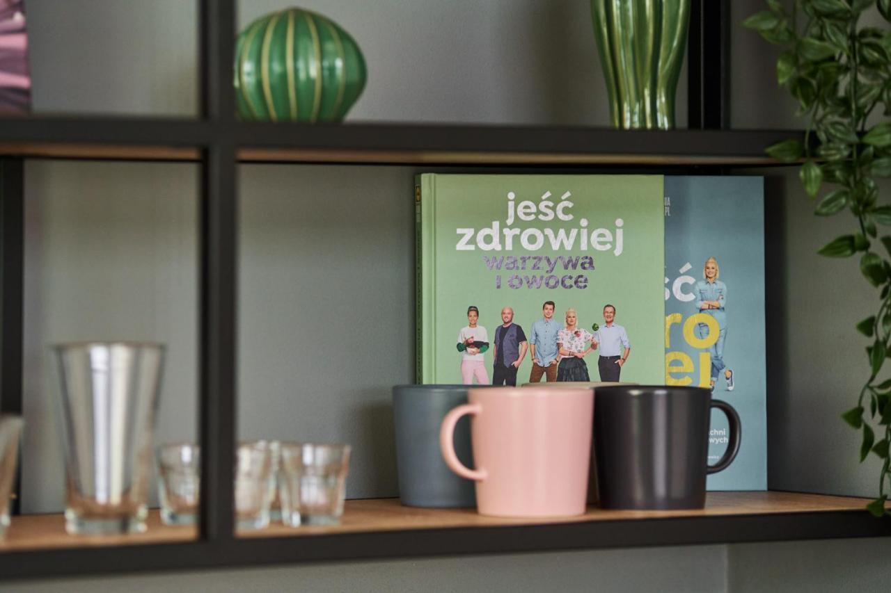 Mezzanine Studio Apartments Zarembowicza Wroclaw Airport By Renters エクステリア 写真
