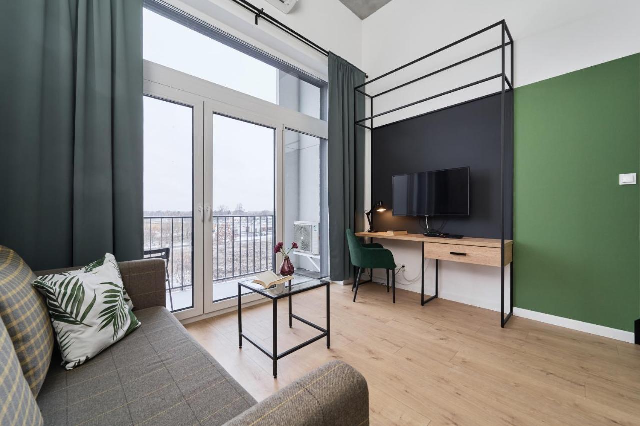 Mezzanine Studio Apartments Zarembowicza Wroclaw Airport By Renters エクステリア 写真