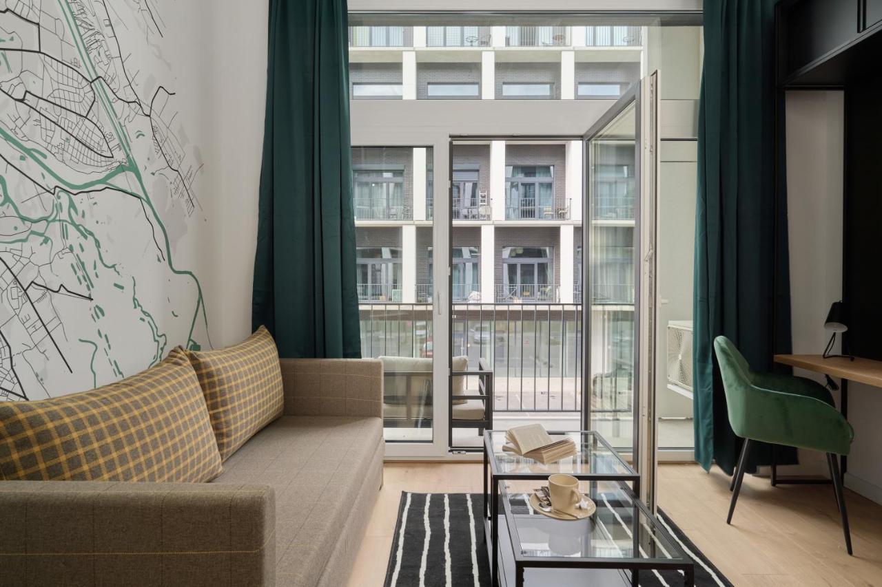 Mezzanine Studio Apartments Zarembowicza Wroclaw Airport By Renters エクステリア 写真
